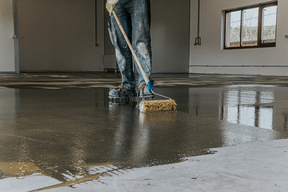 Peindre un sol en béton : comment faire